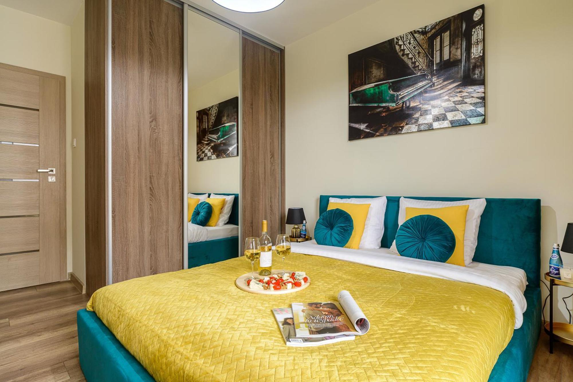 Lumina Stylish 3-Room Apart With Balcony Łódź Dış mekan fotoğraf