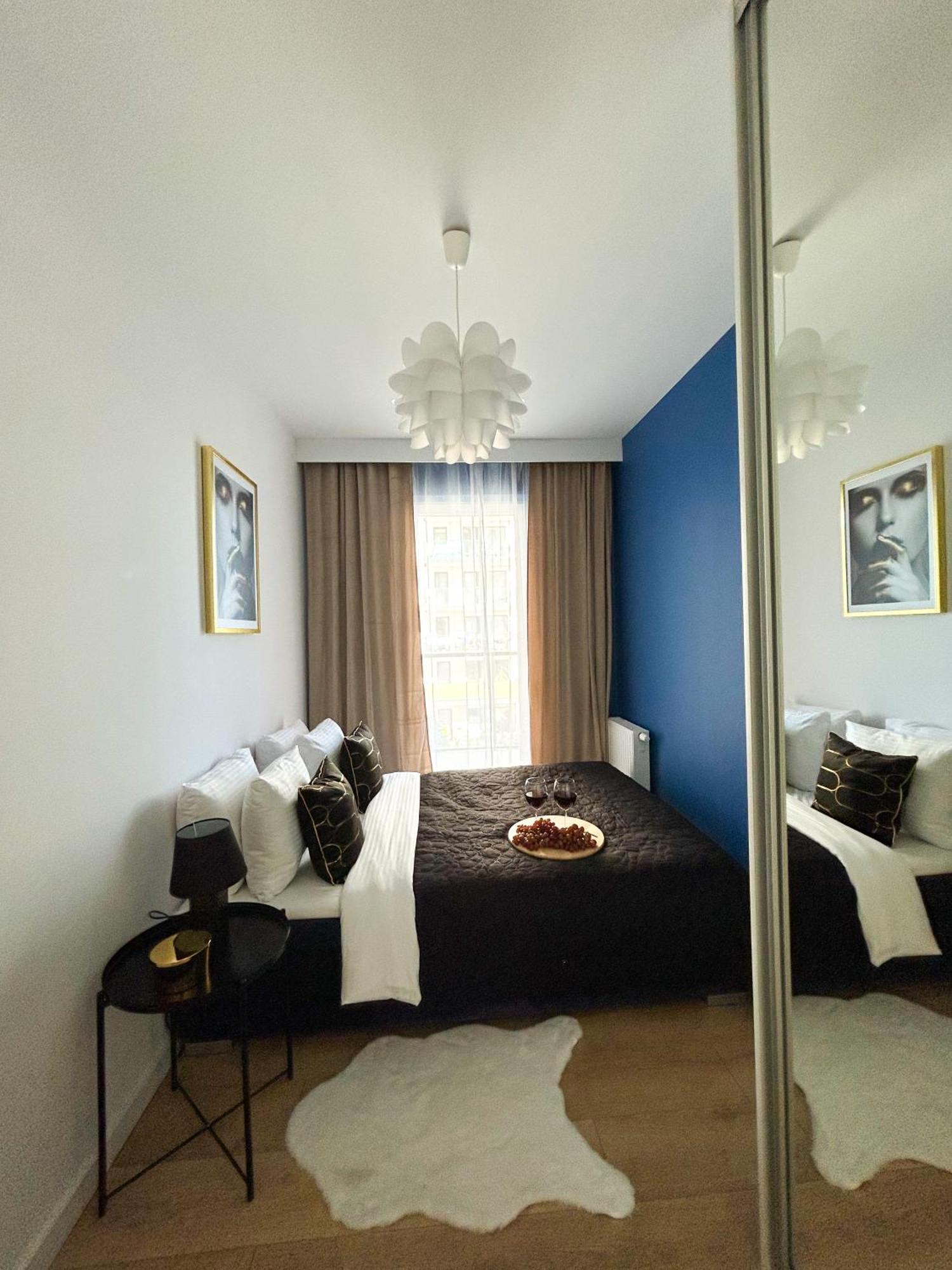 Lumina Stylish 3-Room Apart With Balcony Łódź Dış mekan fotoğraf
