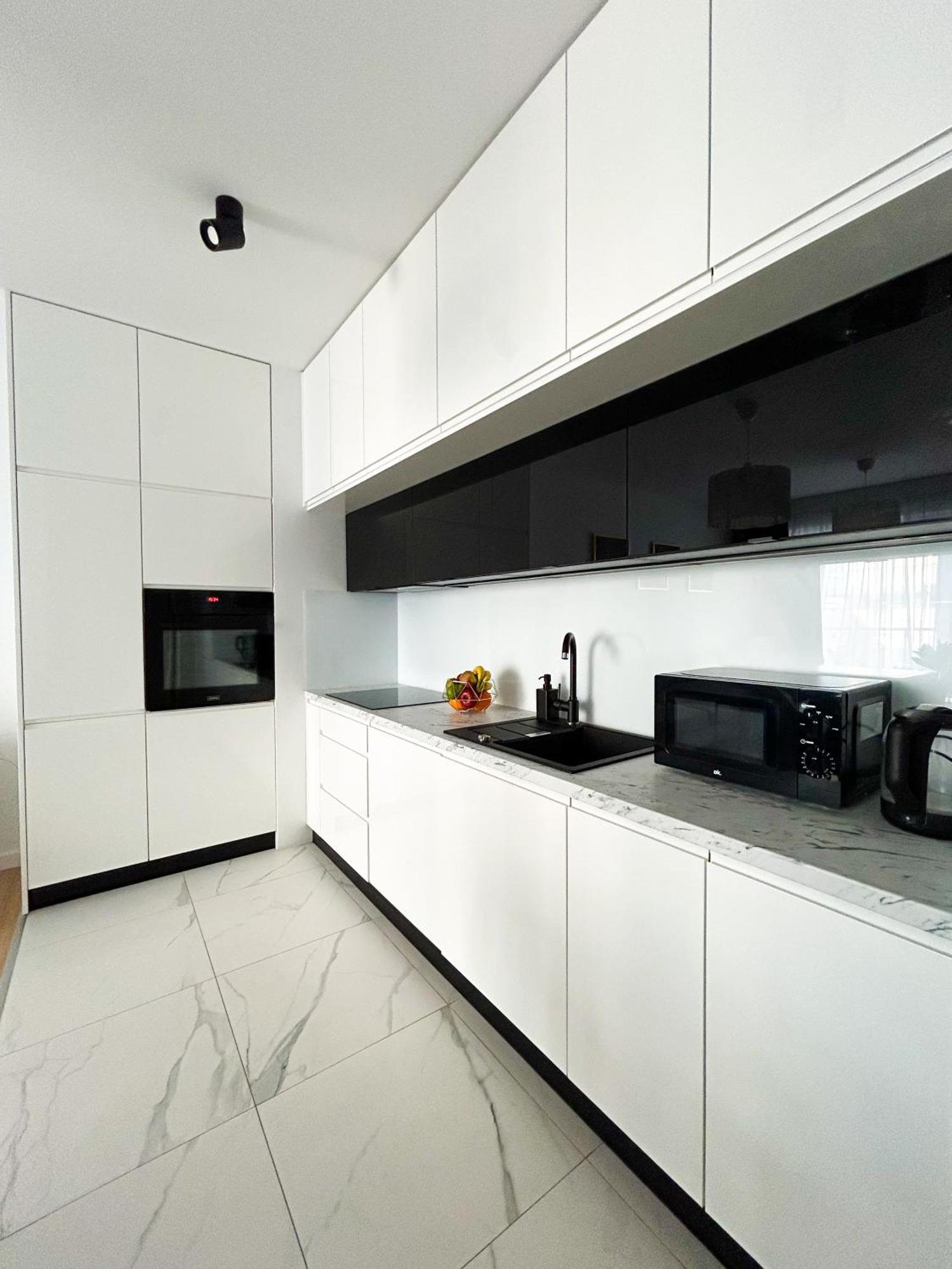 Lumina Stylish 3-Room Apart With Balcony Łódź Dış mekan fotoğraf
