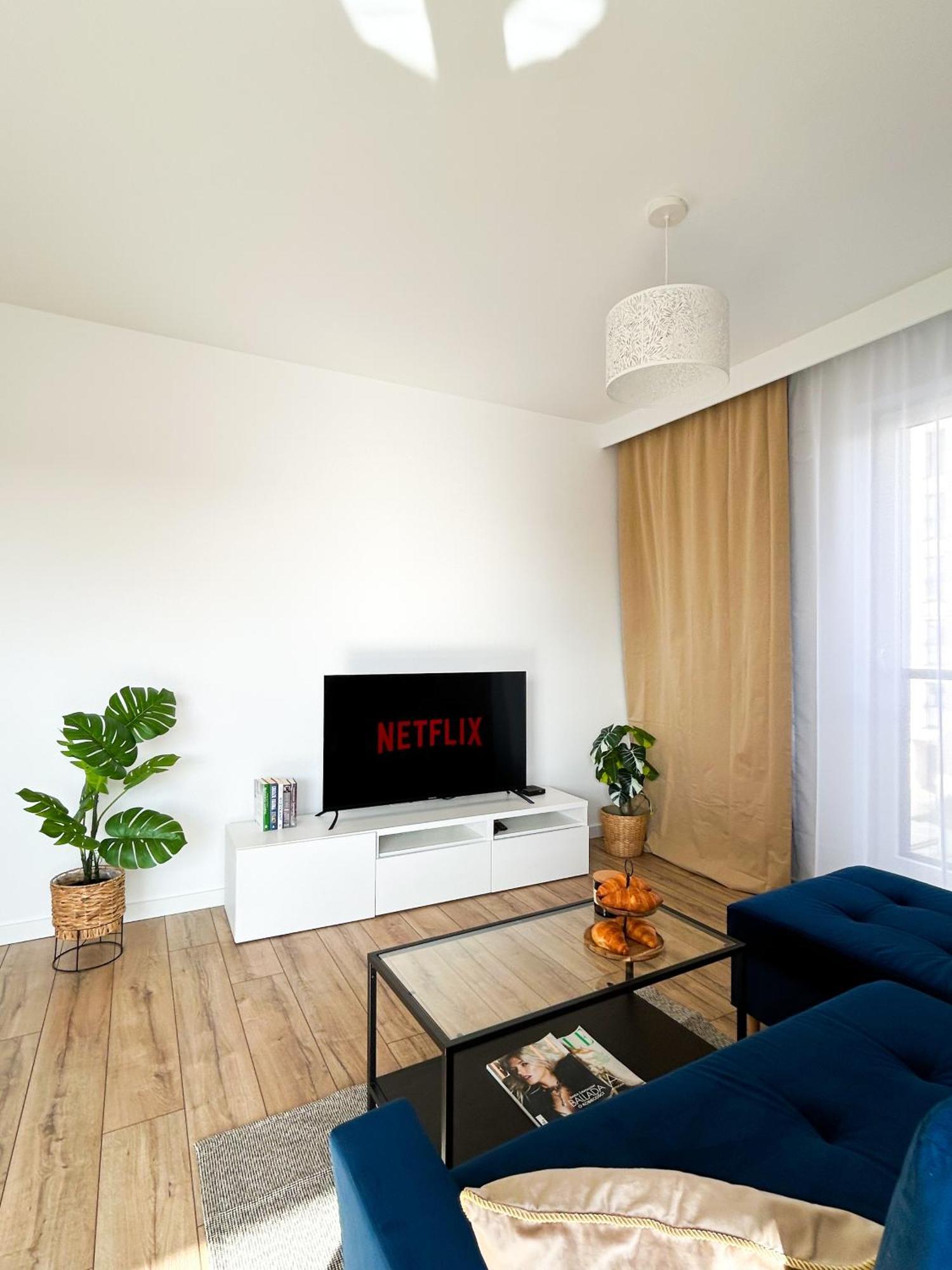 Lumina Stylish 3-Room Apart With Balcony Łódź Dış mekan fotoğraf